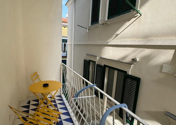 Bed & Breakfast Casa Di Napoli - 4*