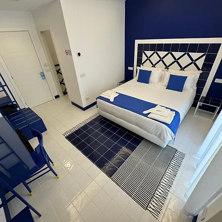 Casa Di Napoli - Bed and Breakfast 4*